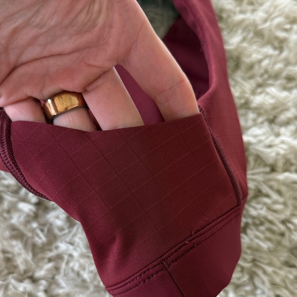 Bandit Running Women's Gridlock Burgundy Sports Bra - Picture 2 of 7